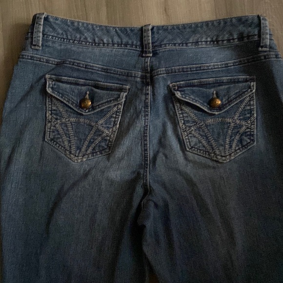 Sonoma pants, Modern flare, beautiful bronze engraved buttons, Size 12 - Picture 4 of 5